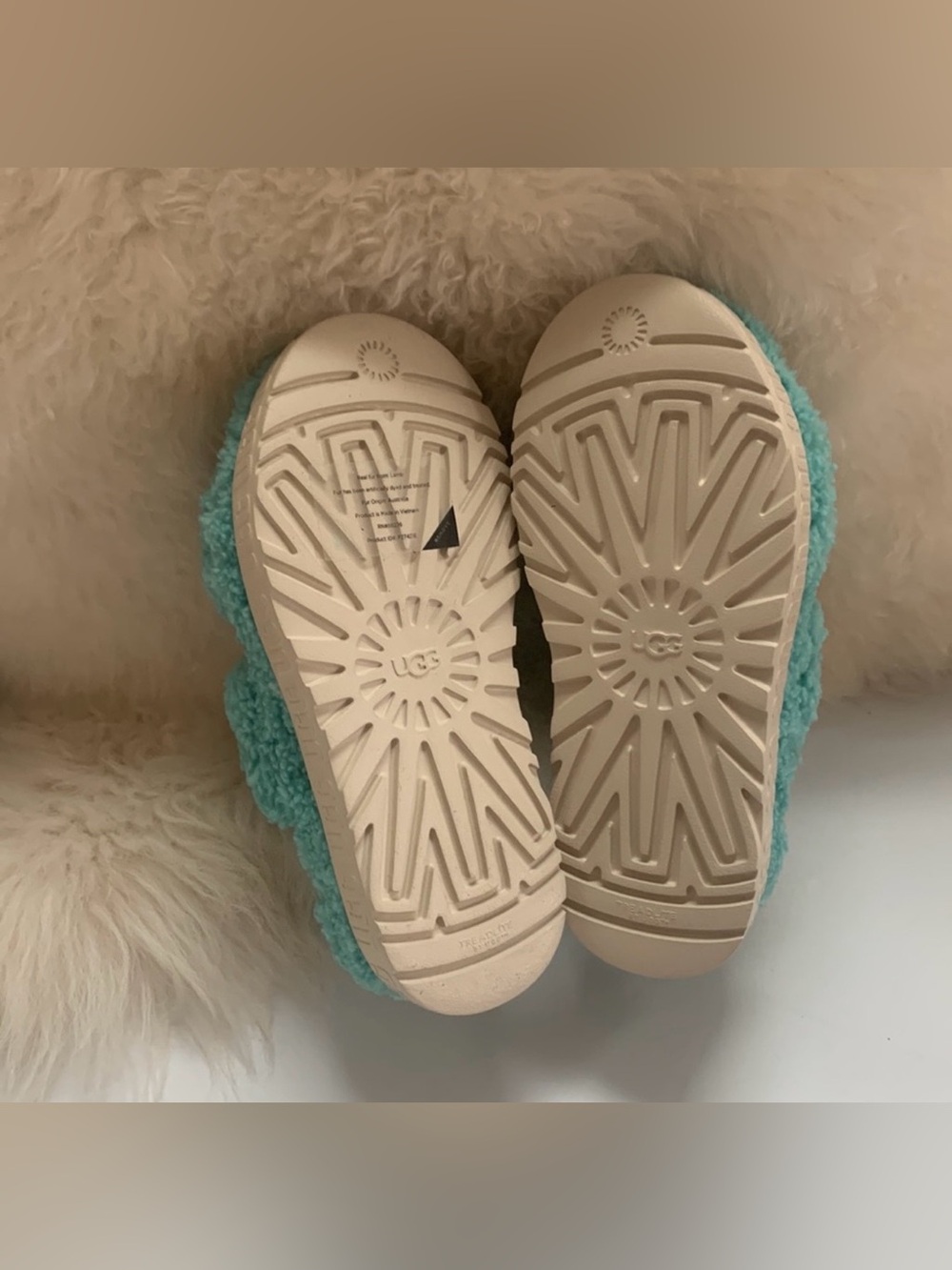 BRAND NEW UGG Fluffita Tide Pool Aqua - Picture 6 of 7